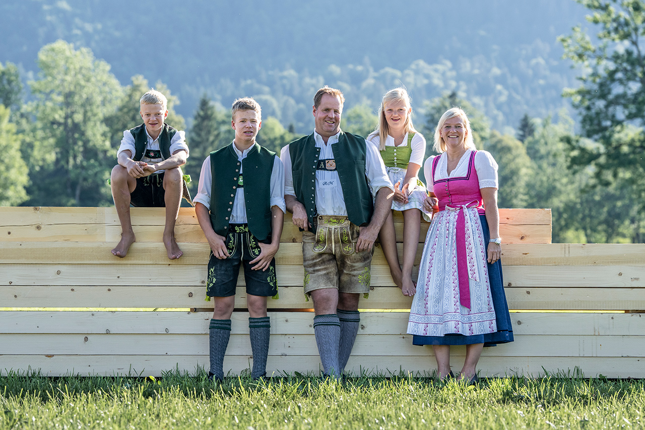 Maria und Andreas Heiss mit Kindern